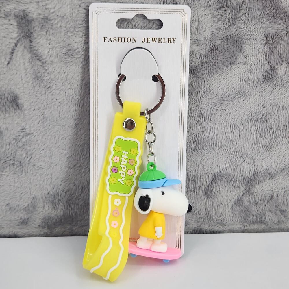 Peanuts Cartoon Skateboarding Snoopy 3D Figure Keychain, Strap Bag Charm Yellow
